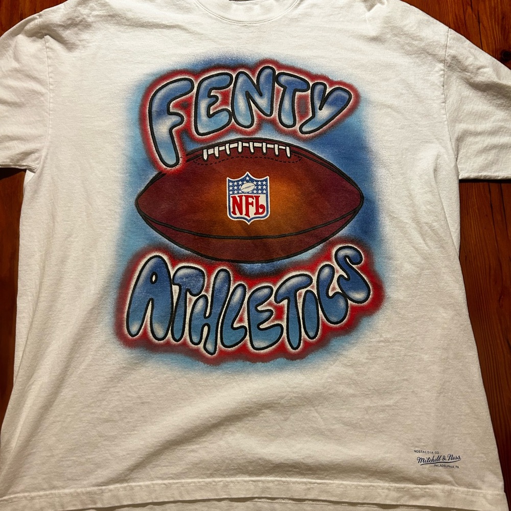 Mitchell and Ness vintage Fenty athletics T men’s large